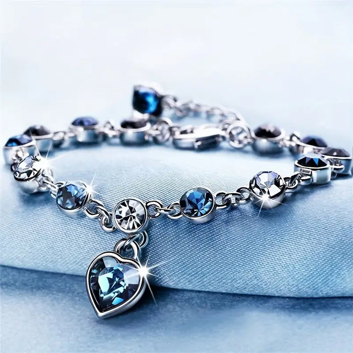 Heart | Women’s bracelet with ocean-blue stones and heart charm