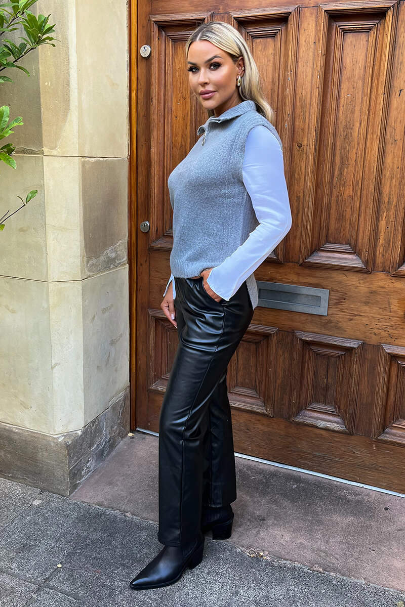 Liezel | Women’s quarter zip high neck knitted vest