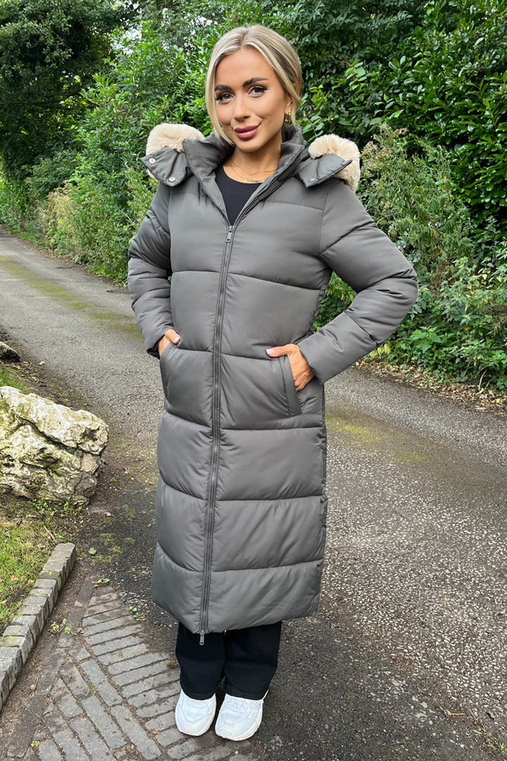 Rayna | Women’s longline padded coat with faux fur hood