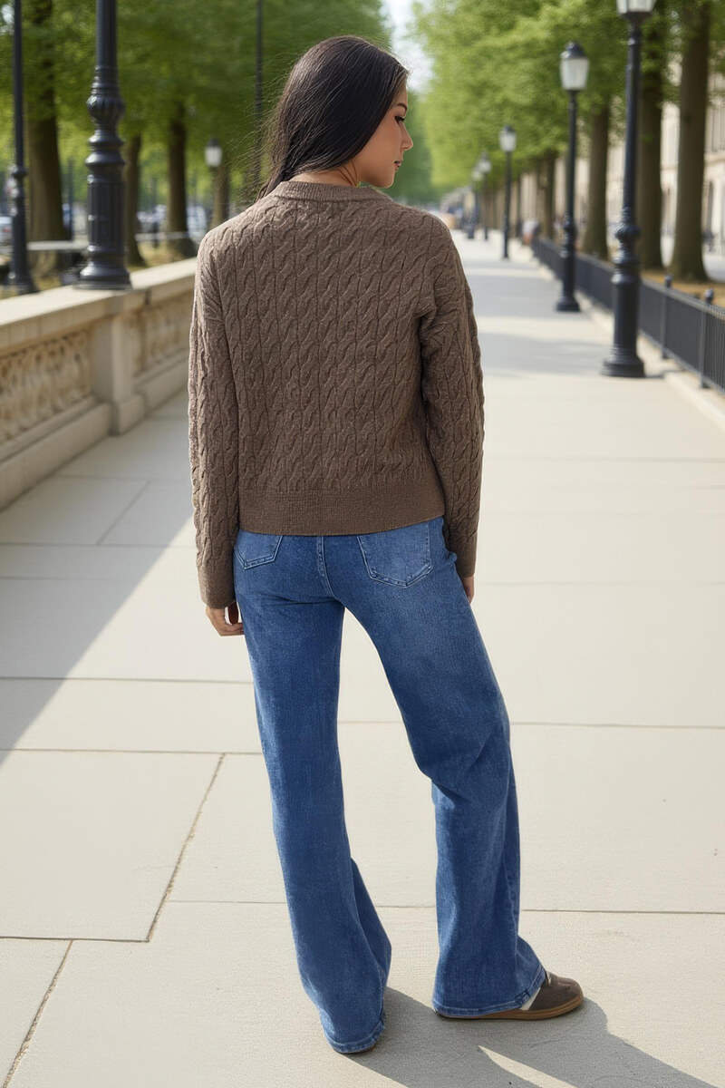 Shine | Women’s round neck cable knit sweater with ribbed detailing