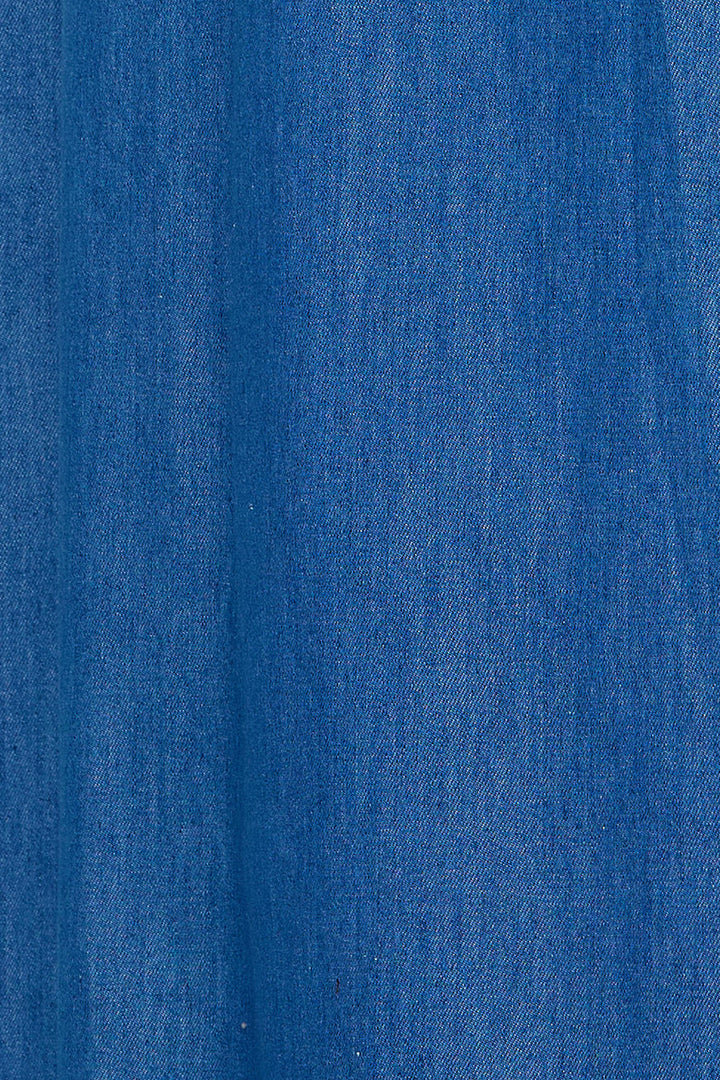 Cindy | Women’s denim trench coat with waist tie and button closure