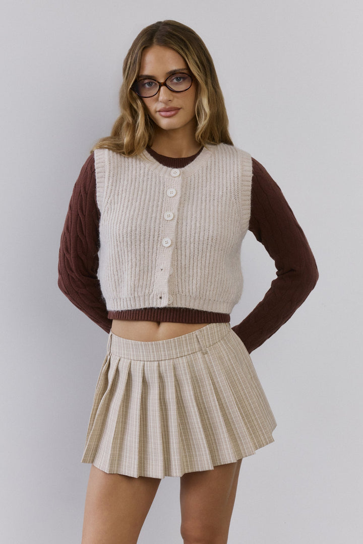 Clara | Women’s knit vest with button-front design