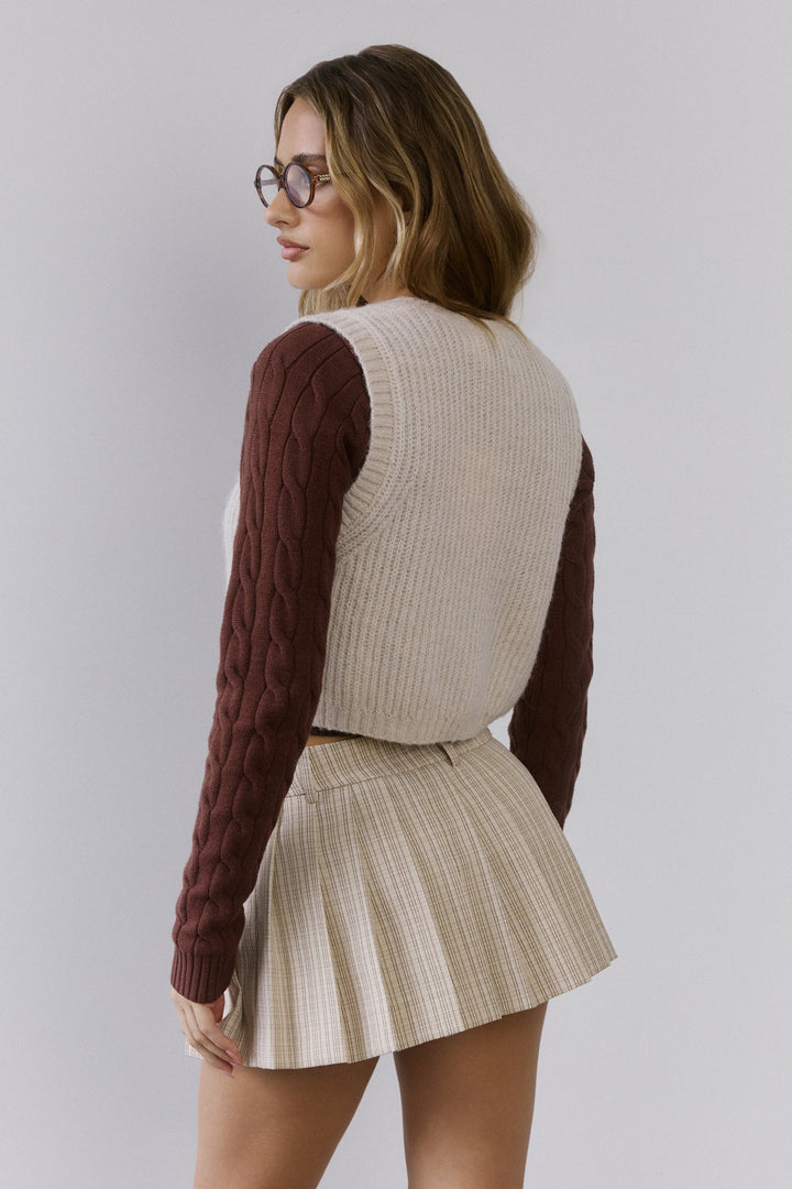 Clara | Women’s knit vest with button-front design
