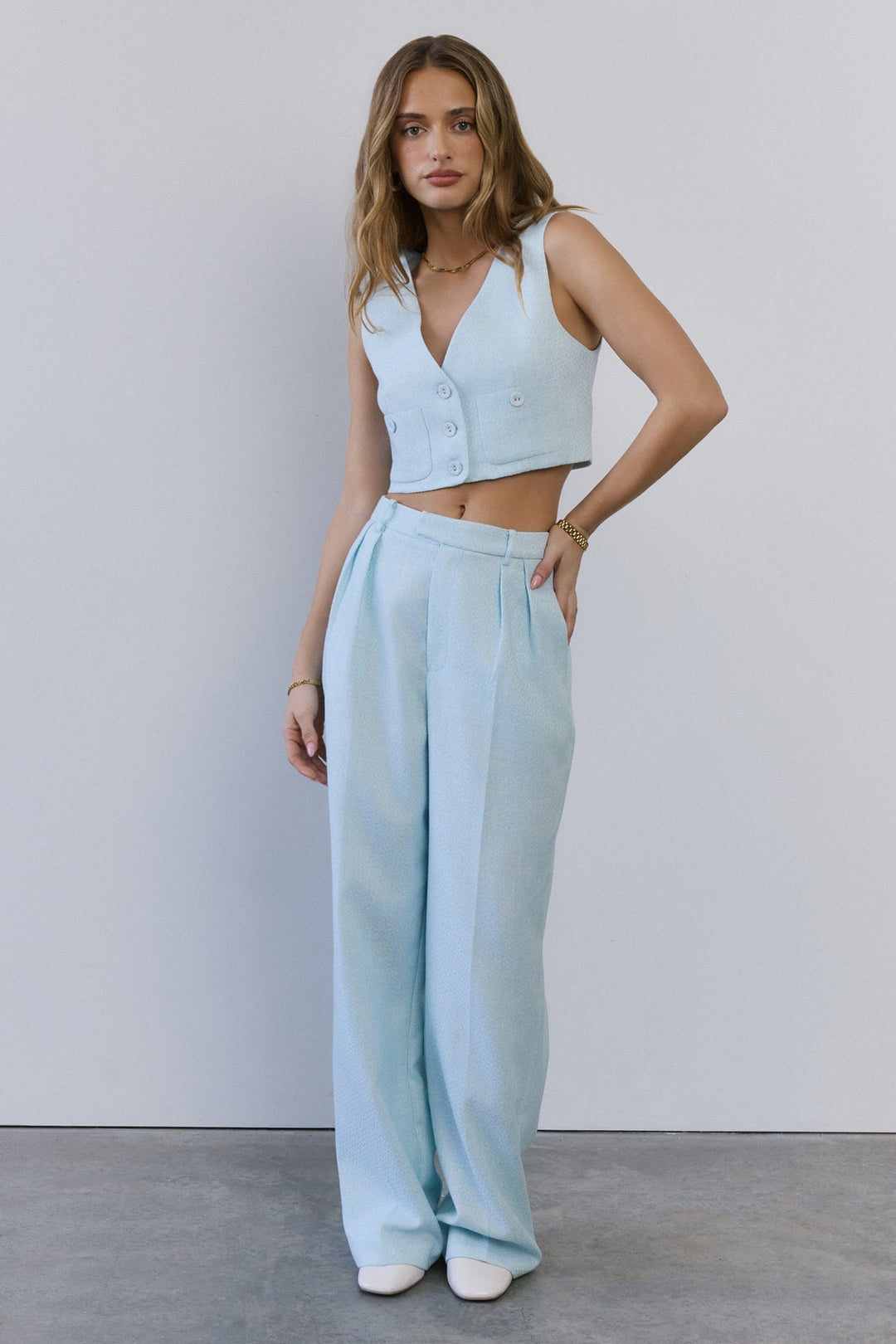 Pau | Women’s vest top with button-front and pocket detail