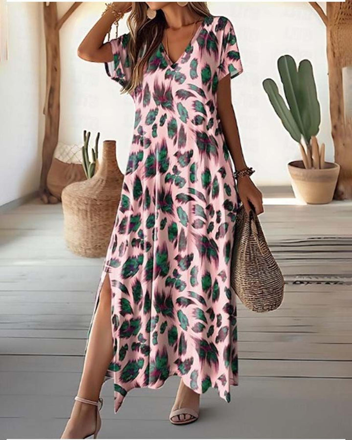 Lara | Women’s maxi dress with v-neckline, pleated detail and side slit