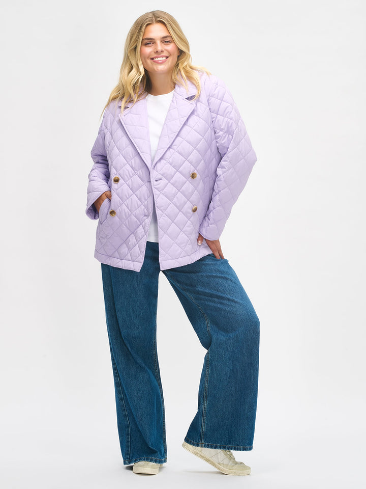 Moirah | Women’s short quilted coat with classic collar