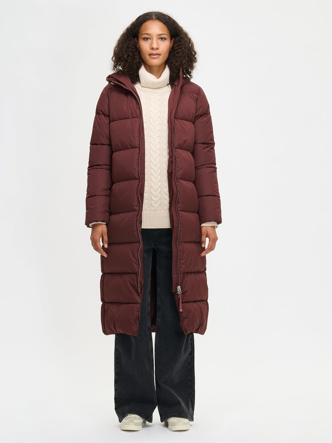 Tiana | Women’s long hooded puffer coat