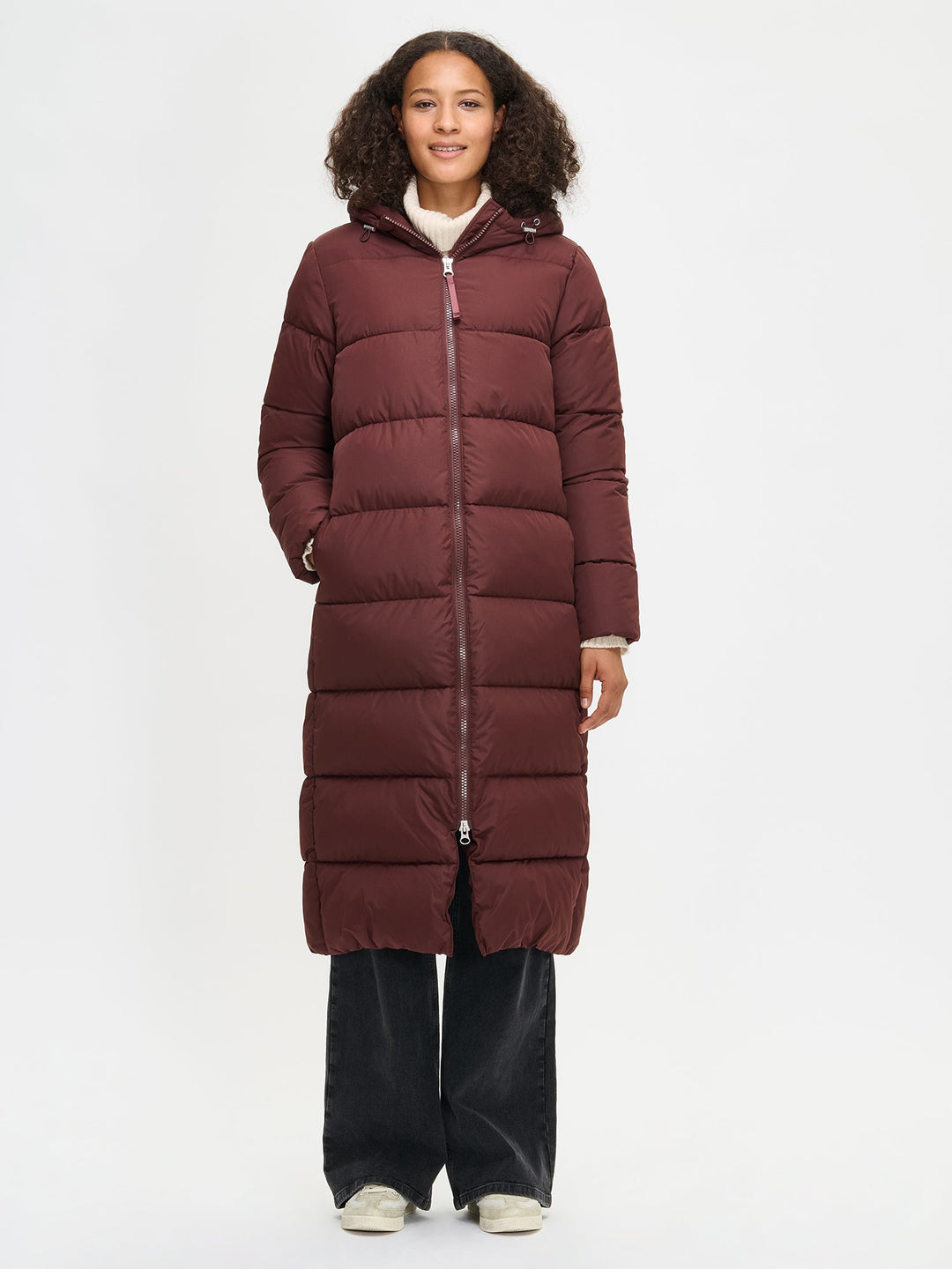 Tiana | Women’s long hooded puffer coat