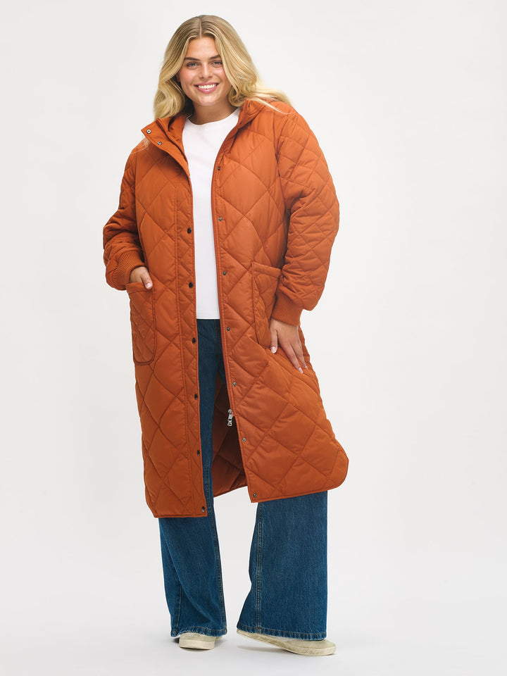 Rebecca | Women’s long quilted hooded coat with light padding