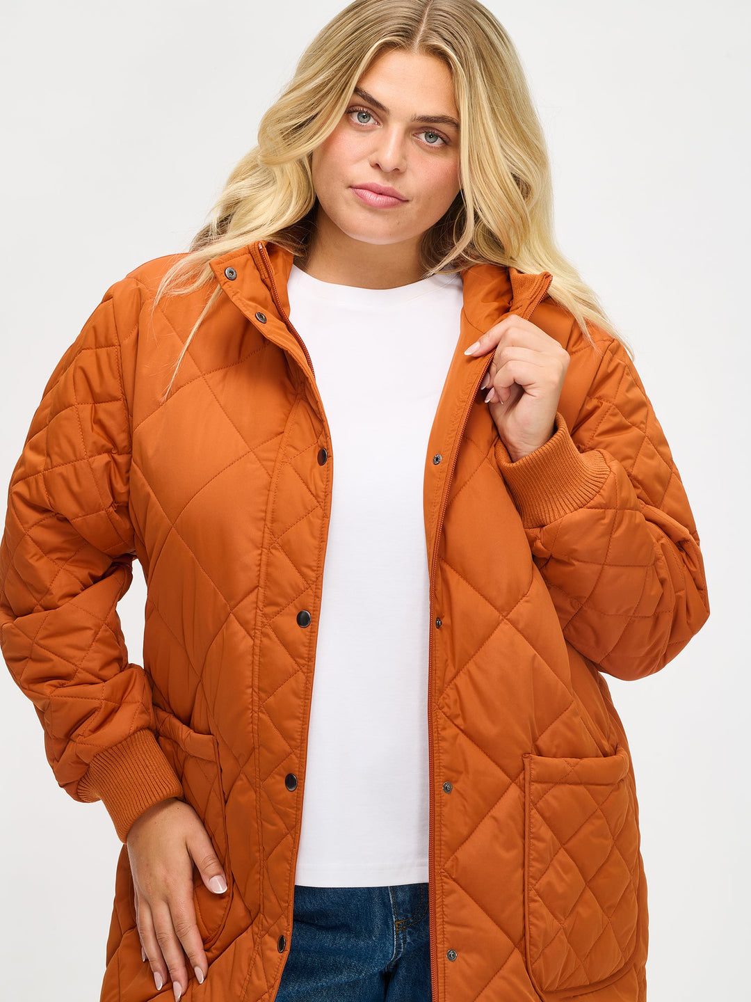 Rebecca | Women’s long quilted hooded coat with light padding