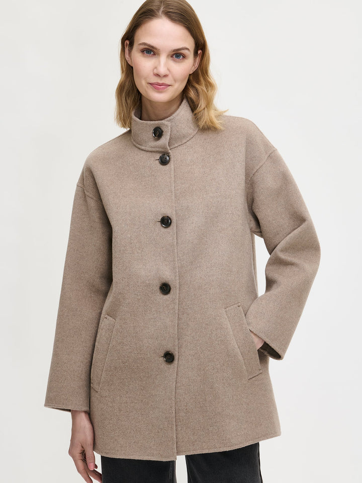 Dorothy | Women’s short wool-blend coat with stand collar