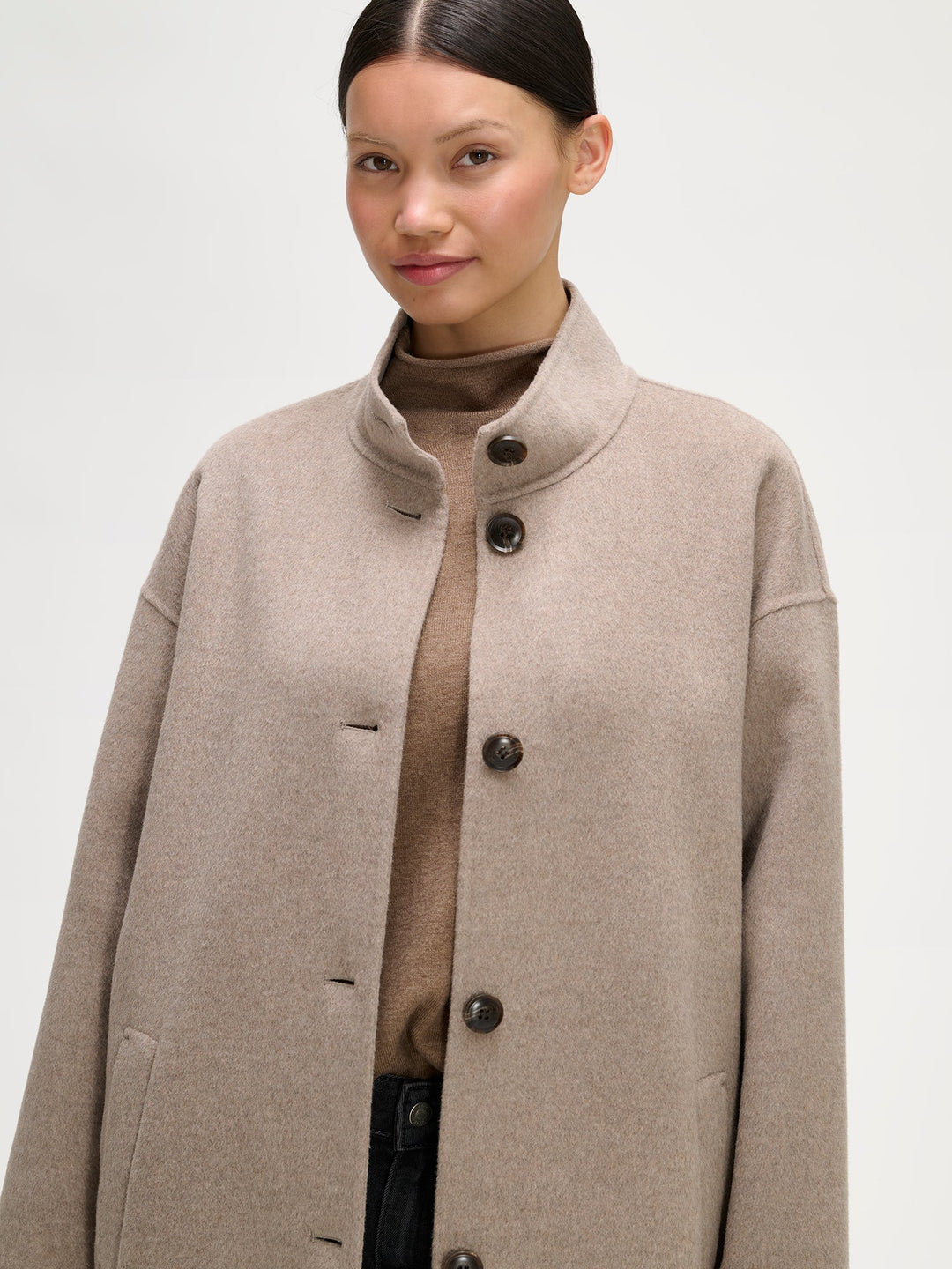Gailey | Women’s elegant long wool coat with refined details