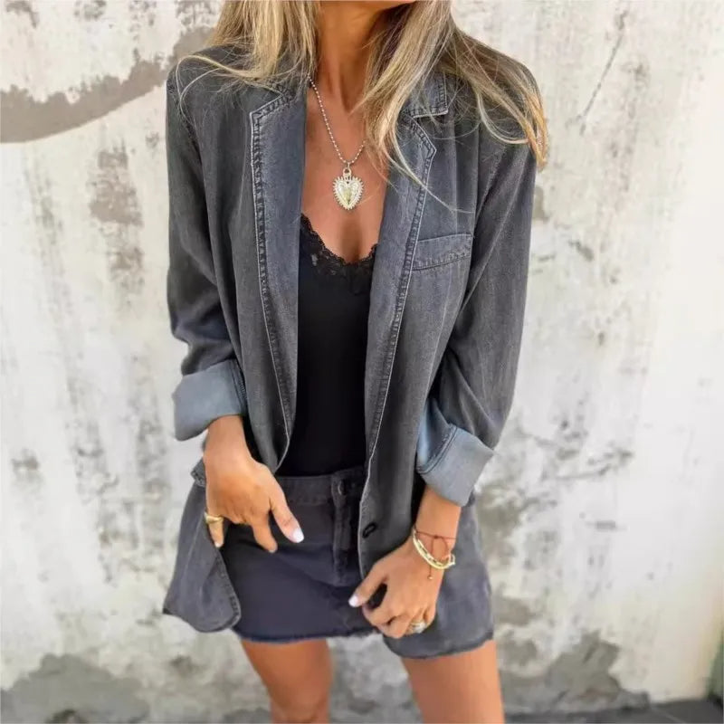 Elina | Women’s relaxed-fit denim blazer jacket