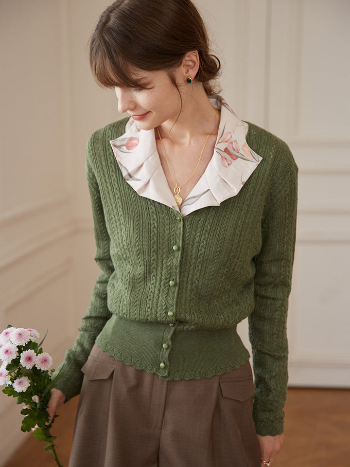 Milena | Women’s sweater with cable knit and glazed button detail