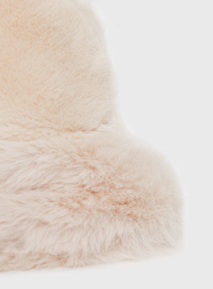 Arwen | Women’s faux fur plush bucket hat