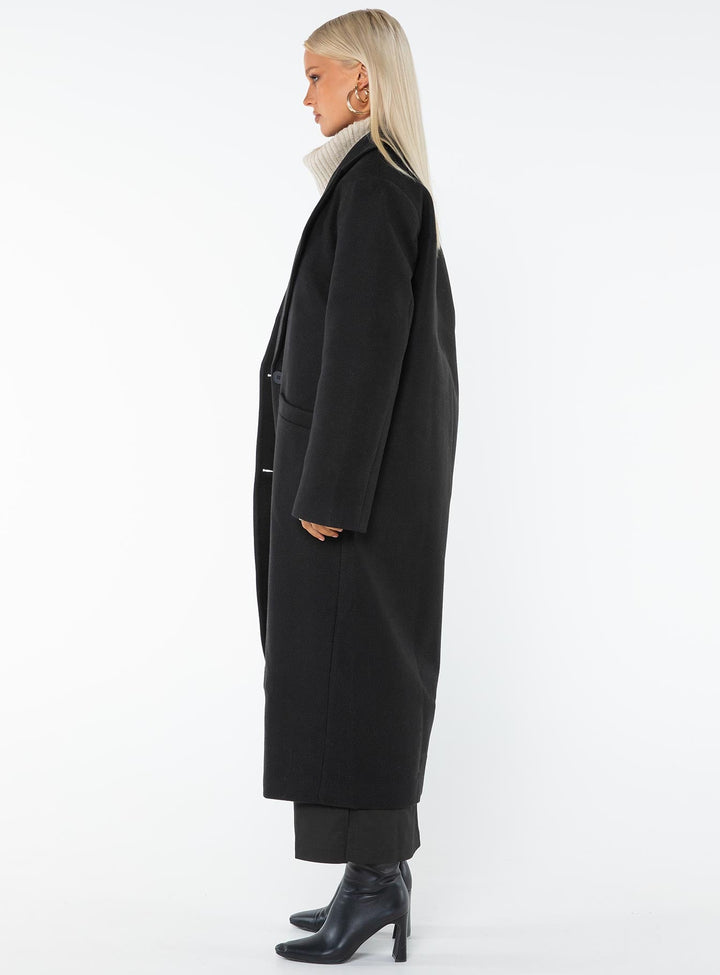 Eunee | Women’s long coat with lapel collar and front pockets