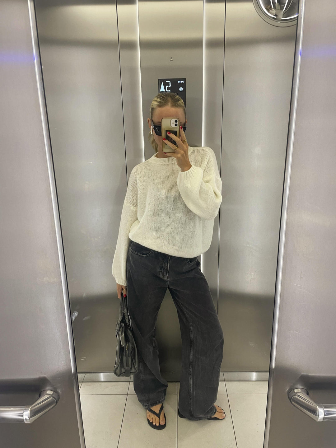 Blair | Women’s oversized knit with balloon sleeve design