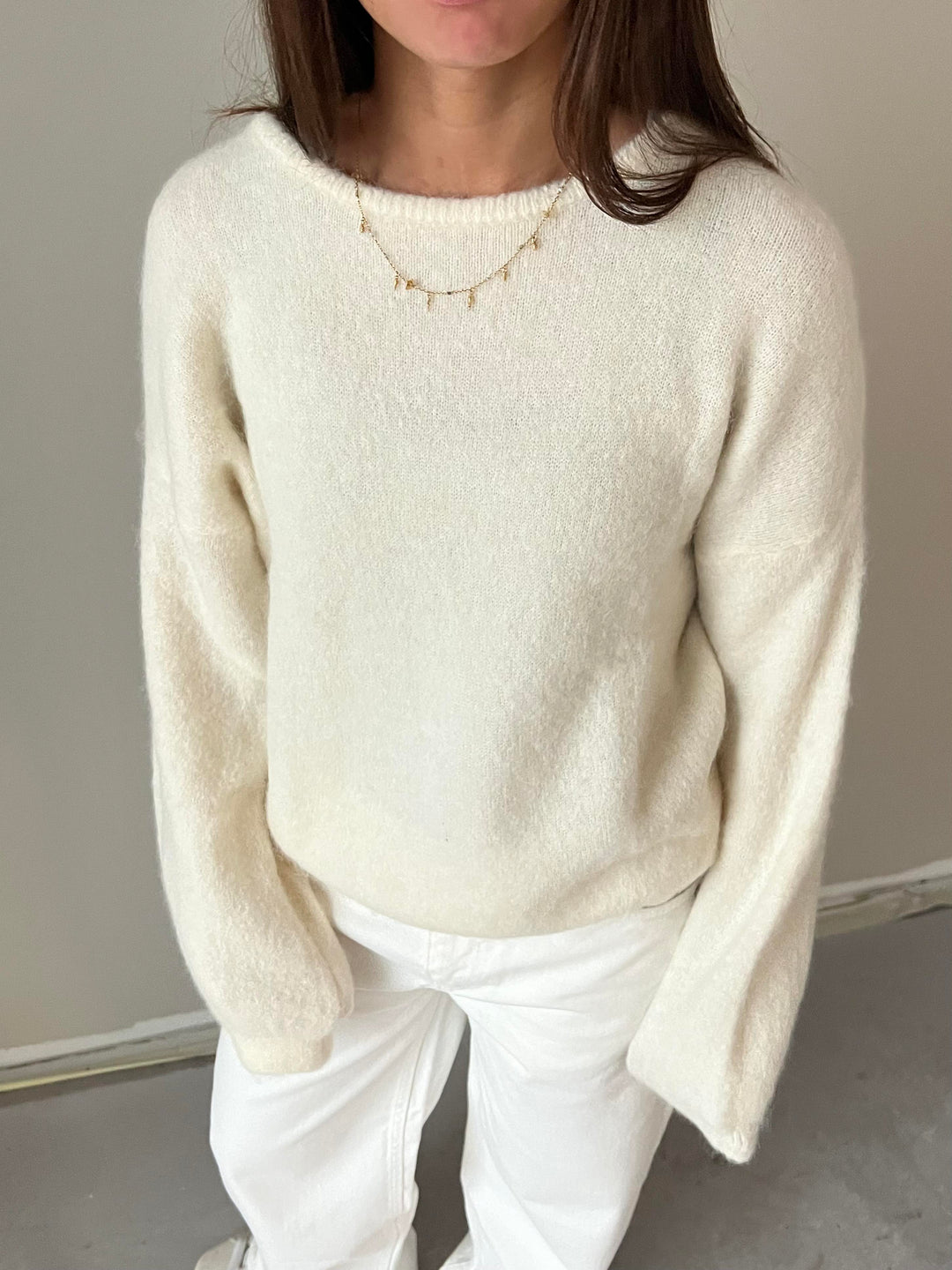 Tessa | Women’s knit sweater with oversized fit design