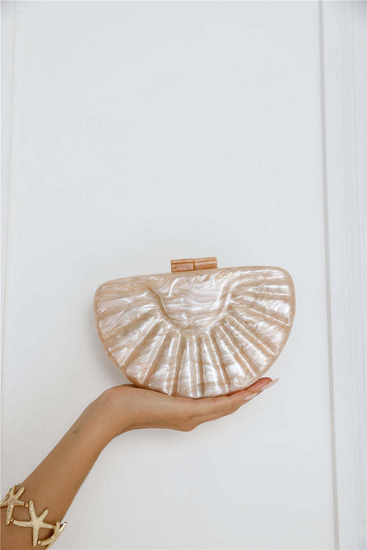 Melba | Women’s acrylic clutch bag with pearl shell design