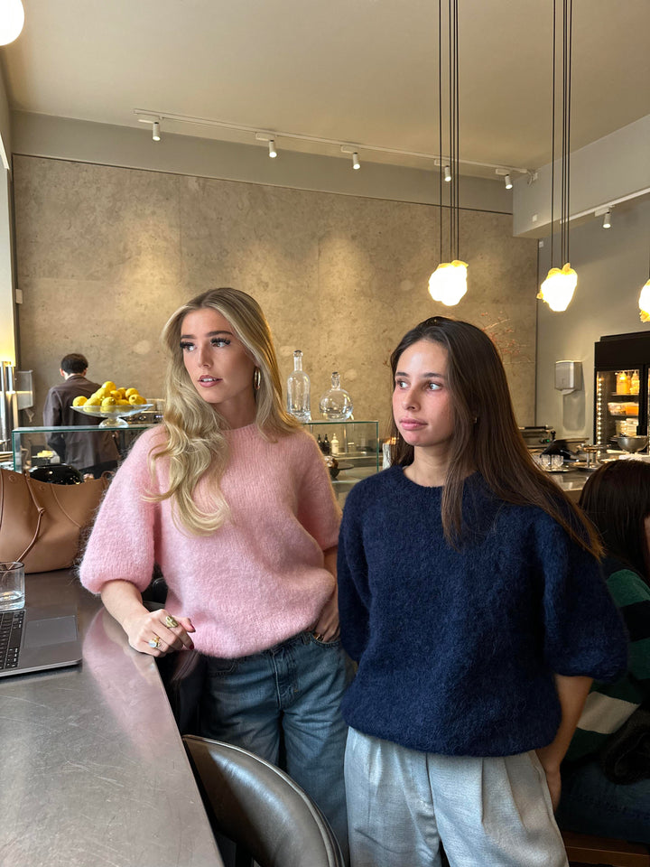 Faye | Women’s knit sweater with t-shirt fit design