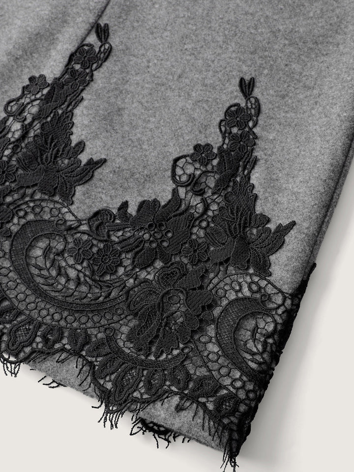 Wanda | Women’s color contrast belted lace jacket