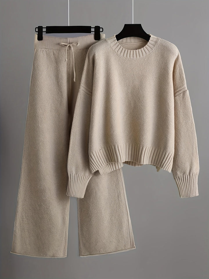Maria | Women’s knit lounge set with crew neck and wide-leg pants