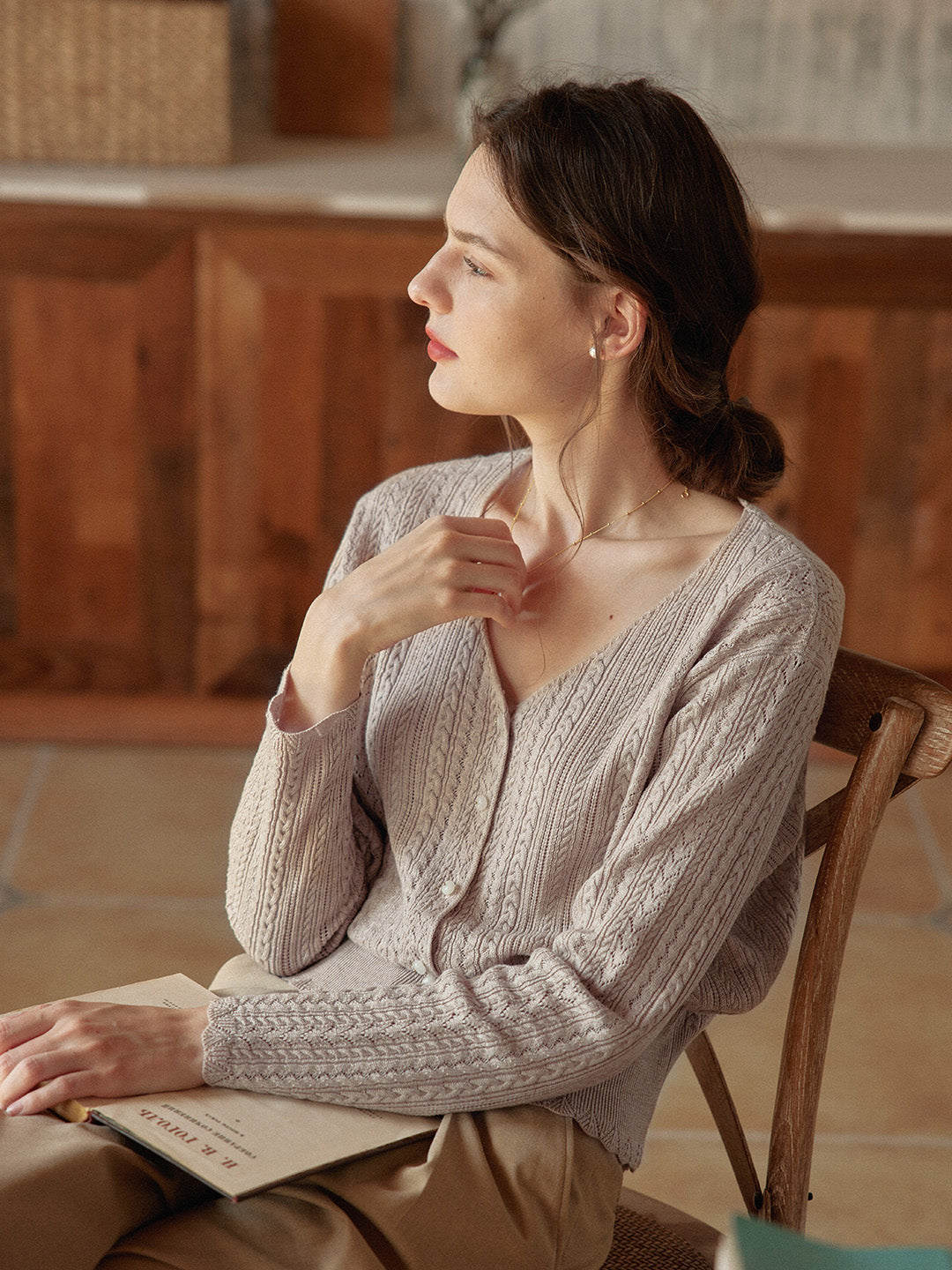 Milena | Women’s sweater with cable knit and glazed button detail