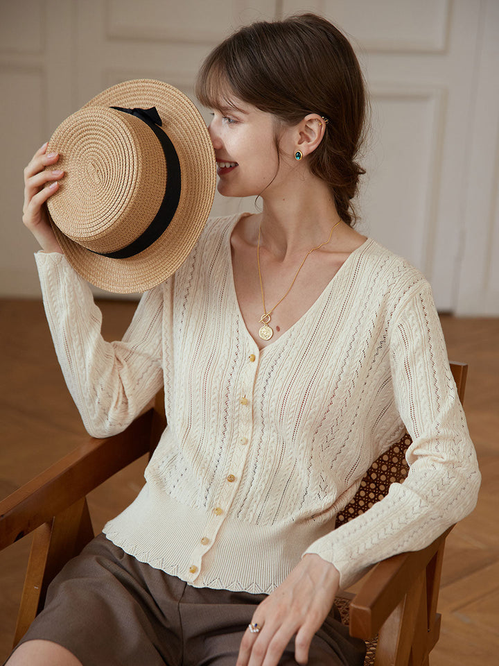 Milena | Women’s sweater with cable knit and glazed button detail