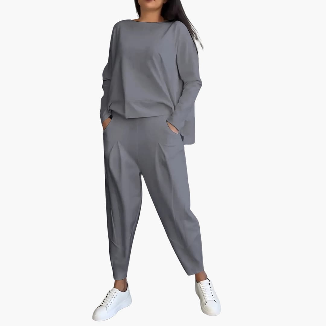 Nova | Women’s two-piece set with long-sleeve top and high-waist trousers
