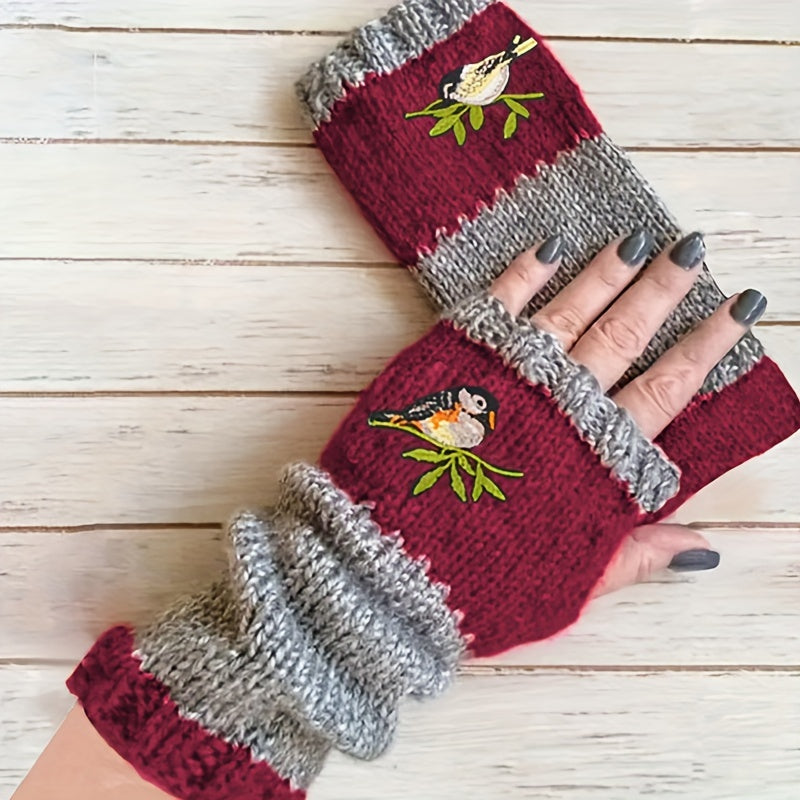 Alivia | Women's fingerless gloves with delicate embroidery