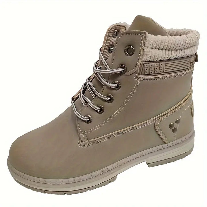 Tracy | Women’s walking boots with modern lace-up design and versatile profile
