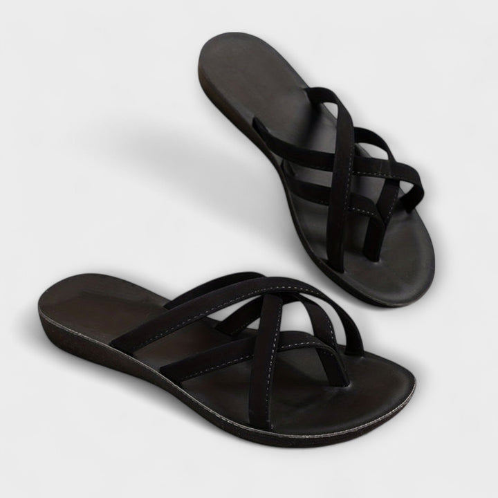Camryn |Women’s slip-on flat sandals with crisscross straps