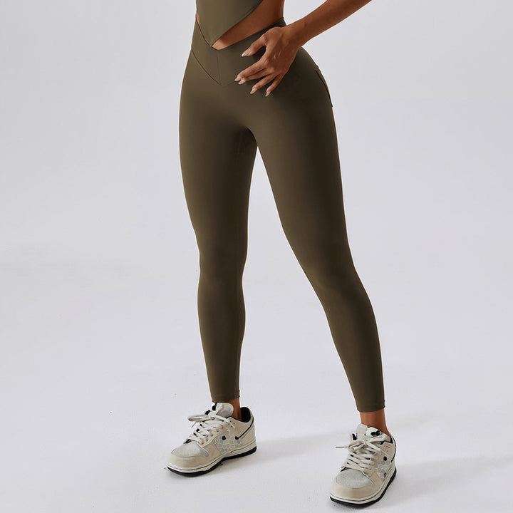 Regin | Women’s leggings with v-waist and back pocket detail