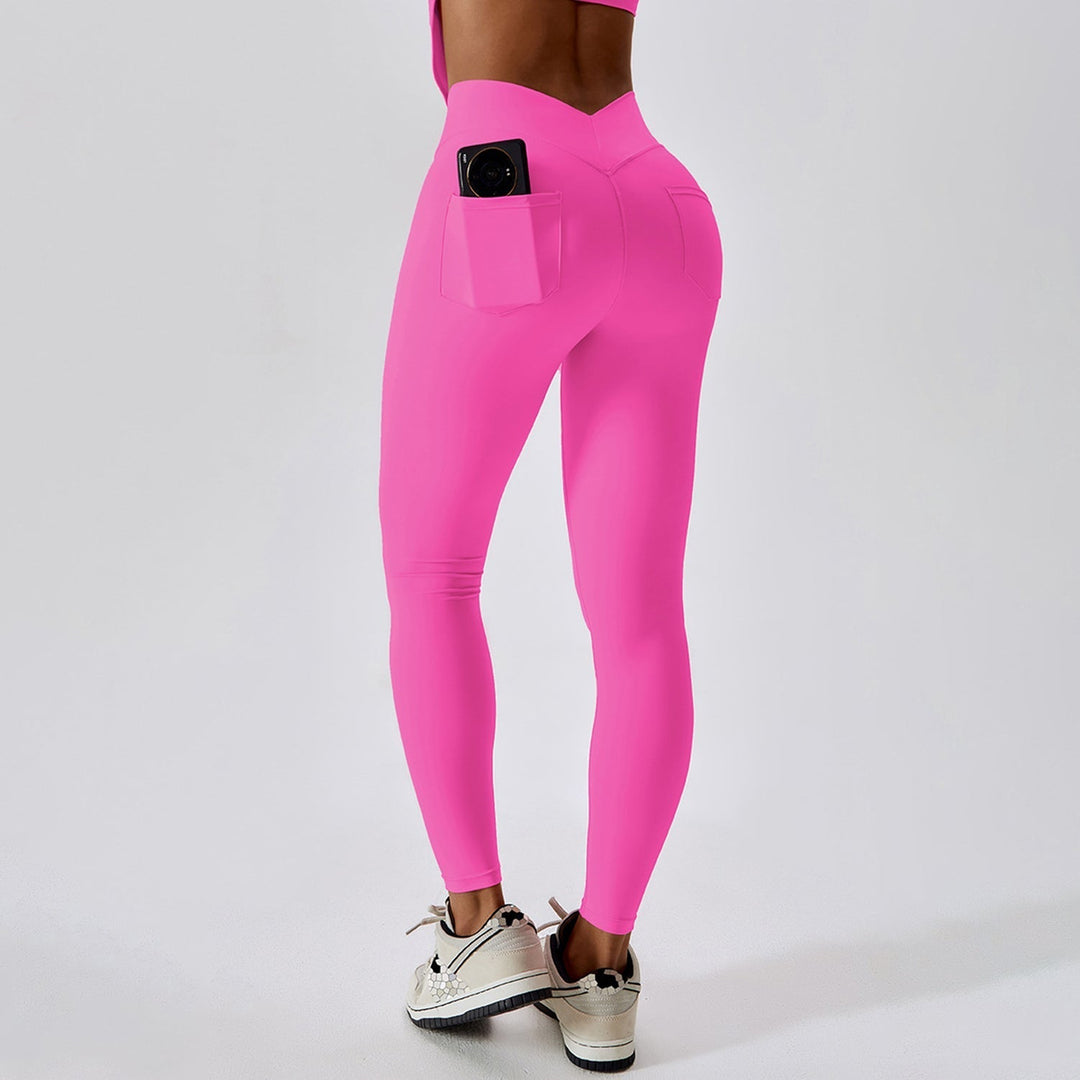 Regin | Women’s leggings with v-waist and back pocket detail
