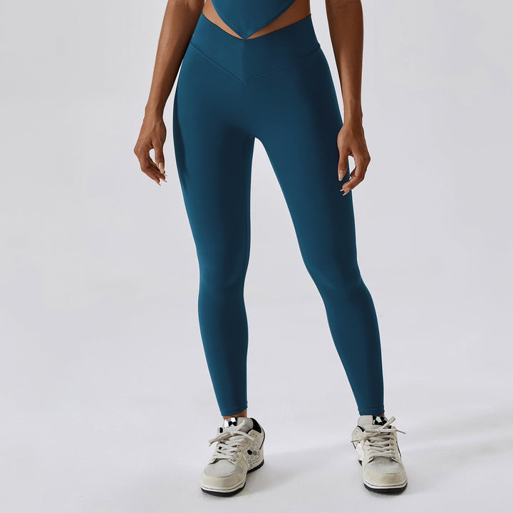 Regin | Women’s leggings with v-waist and back pocket detail