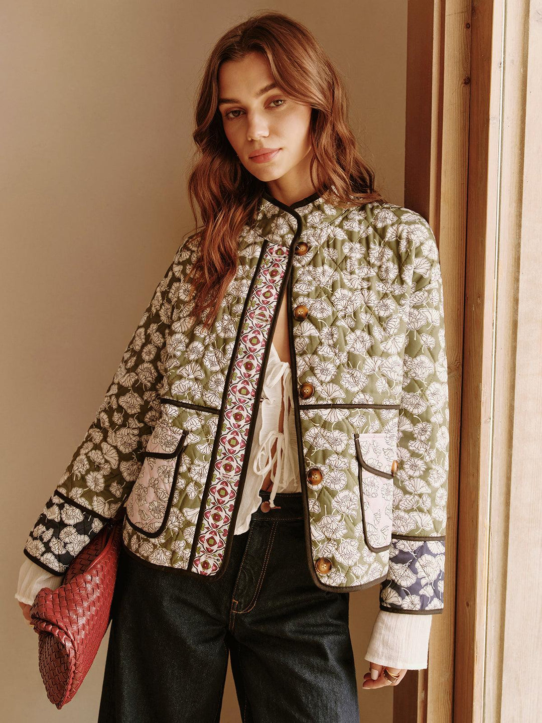 Sarai | Women’s floral quilted jacket with structured neckline and pockets