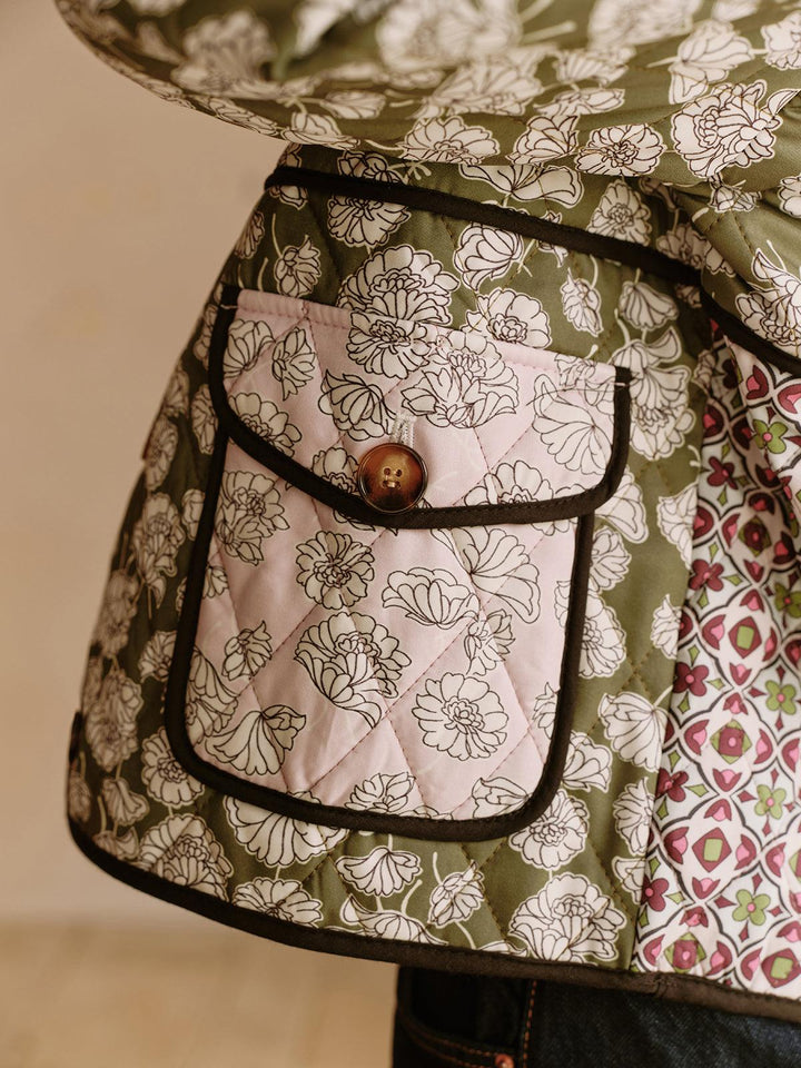 Sarai | Women’s floral quilted jacket with structured neckline and pockets