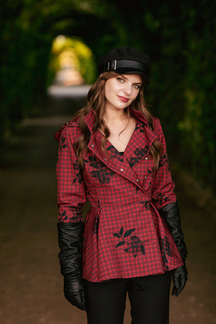 Jelly | Women’s short plaid jacket with waist belt and detachable hood
