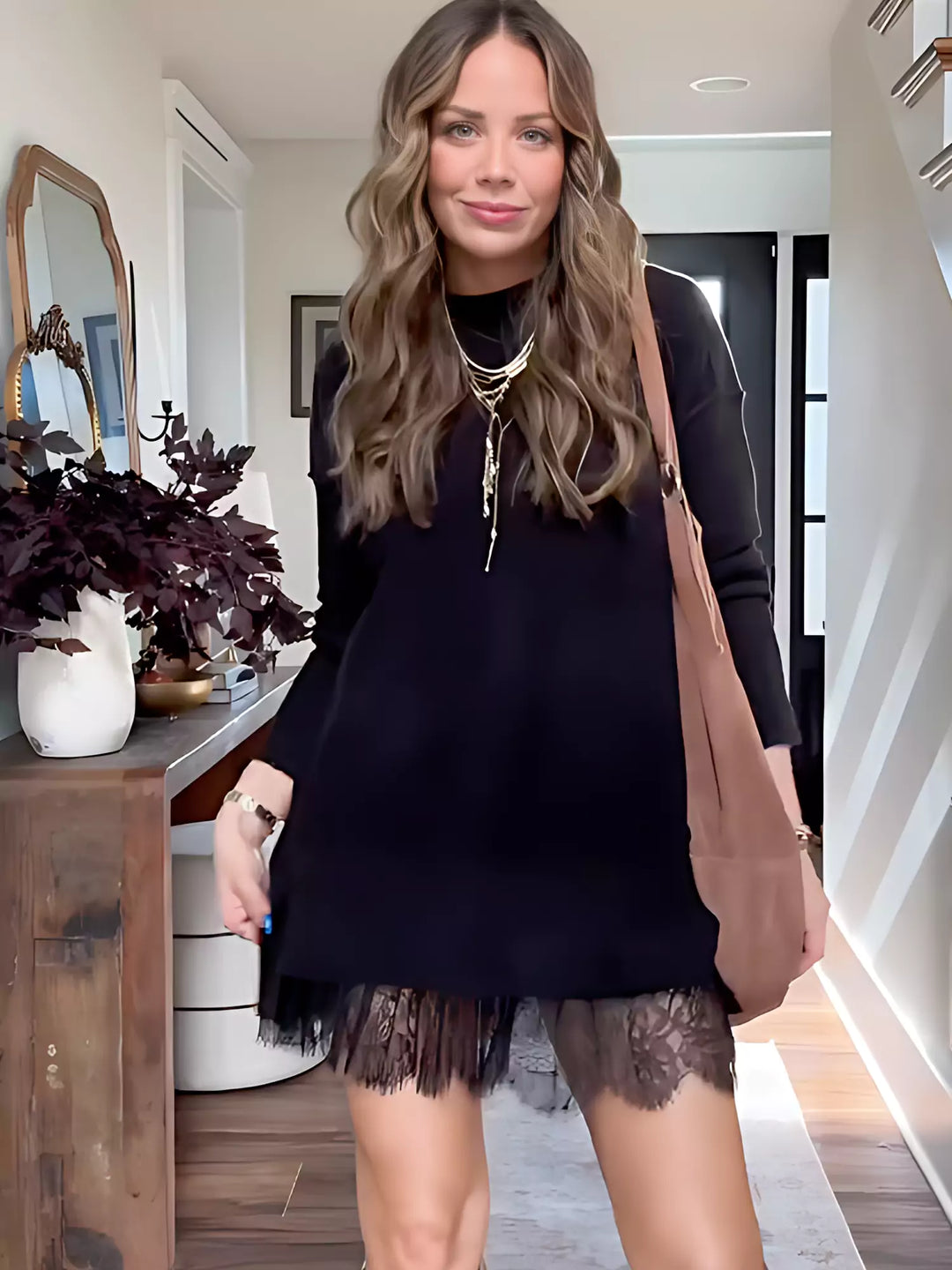 Lira | Women’s lace mini skirt with pleated design