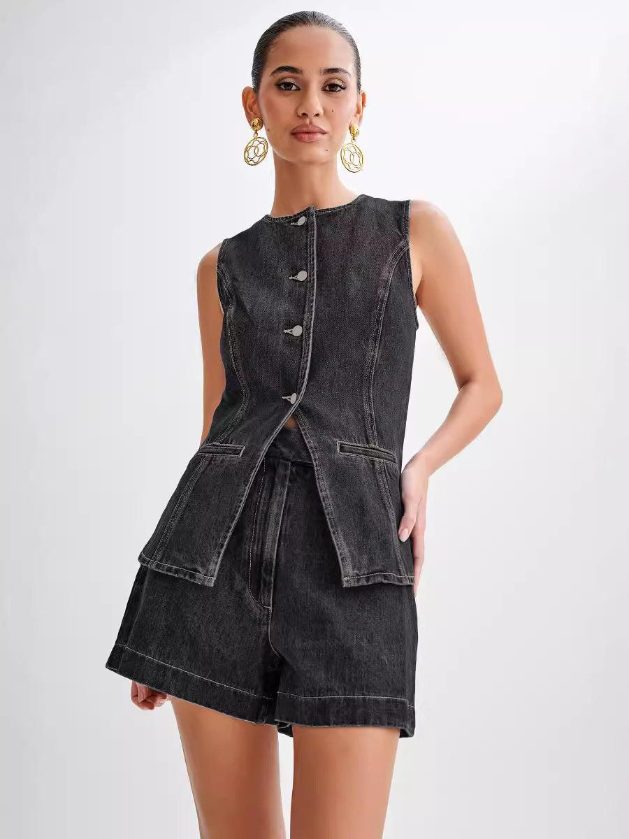 Iya| Women’s denim set with button-down gilet and shorts