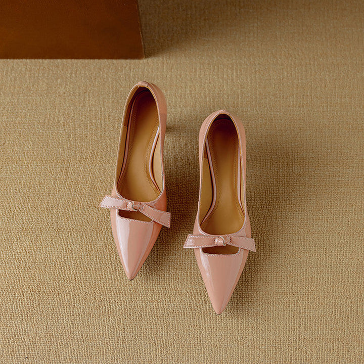 Shiela | Women’s pumps with pointed toe heels and bow detail