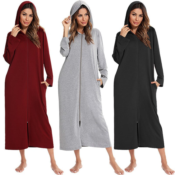 Lena | Women’s long bathrobe with hood, zipper closure and side pockets