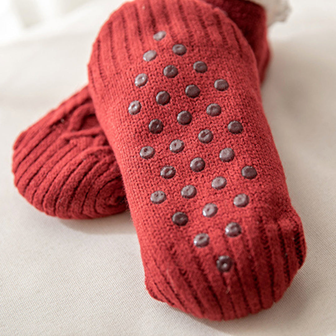 Maricel | Women’s brushed fleece anti-slip socks