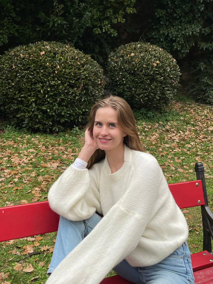 Blair | Women’s oversized knit with balloon sleeve design