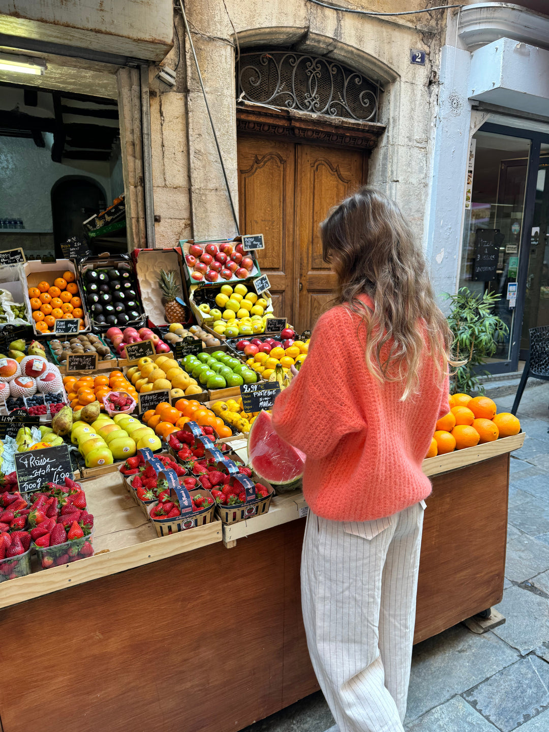 Iris | Women’s knit sweater with oversized round neck design