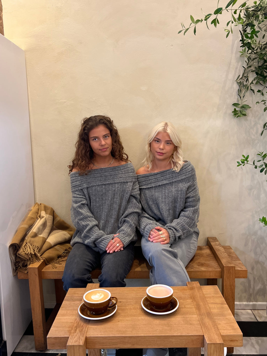 Reese | Women’s oversized knit with off-shoulder design