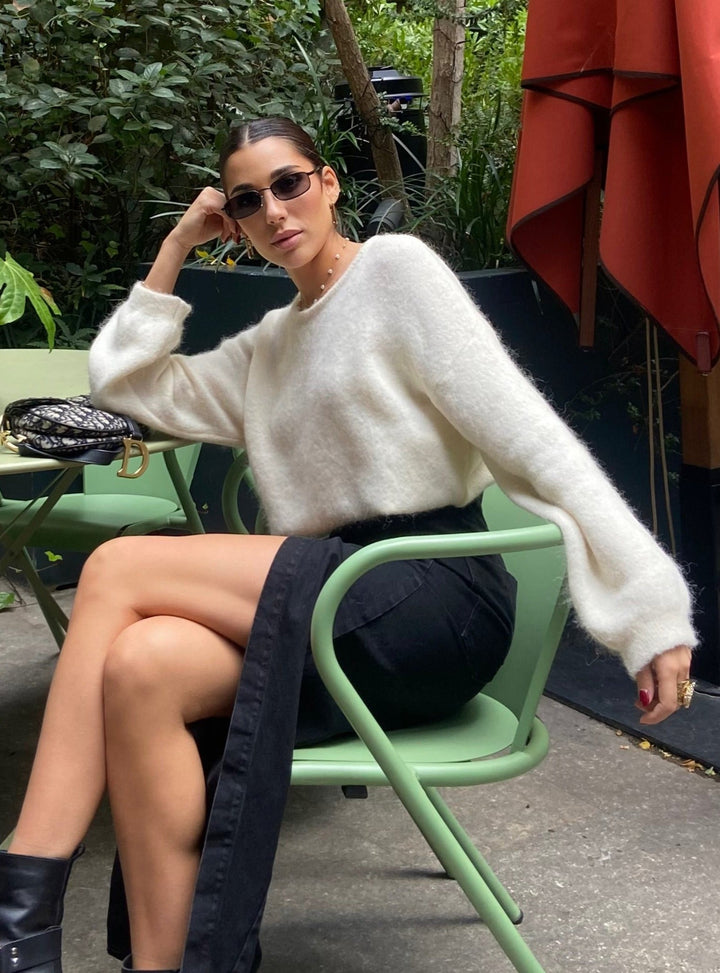 Tessa | Women’s knit sweater with oversized fit design