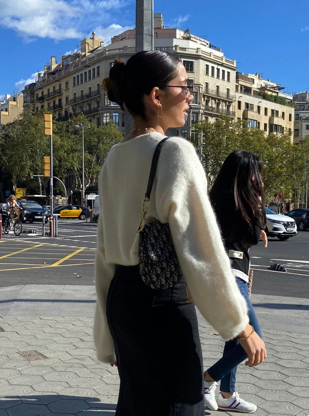 Tessa | Women’s knit sweater with oversized fit design