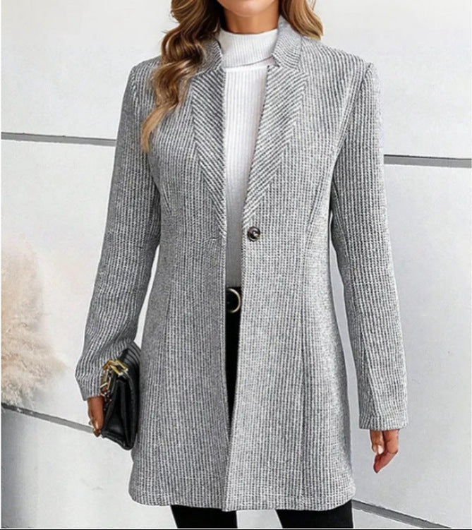 Mia | Women’s medium-length coat with jacquard detail and stand collar