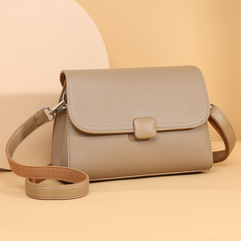 Kimmy | Women’s shoulder bag with structured design and adjustable strap